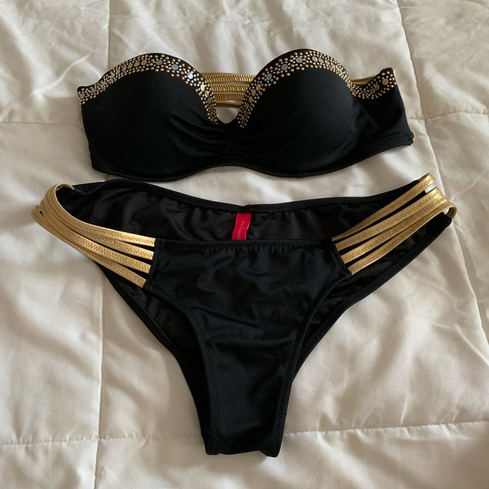 Victoria’s secrete bikini